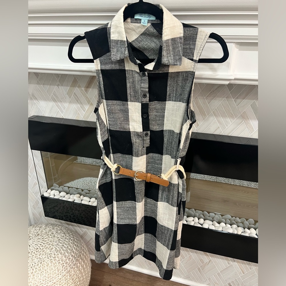 She + Sky Black and White Buffalo Plaid Sleeveless Belted Dress Cotton Small